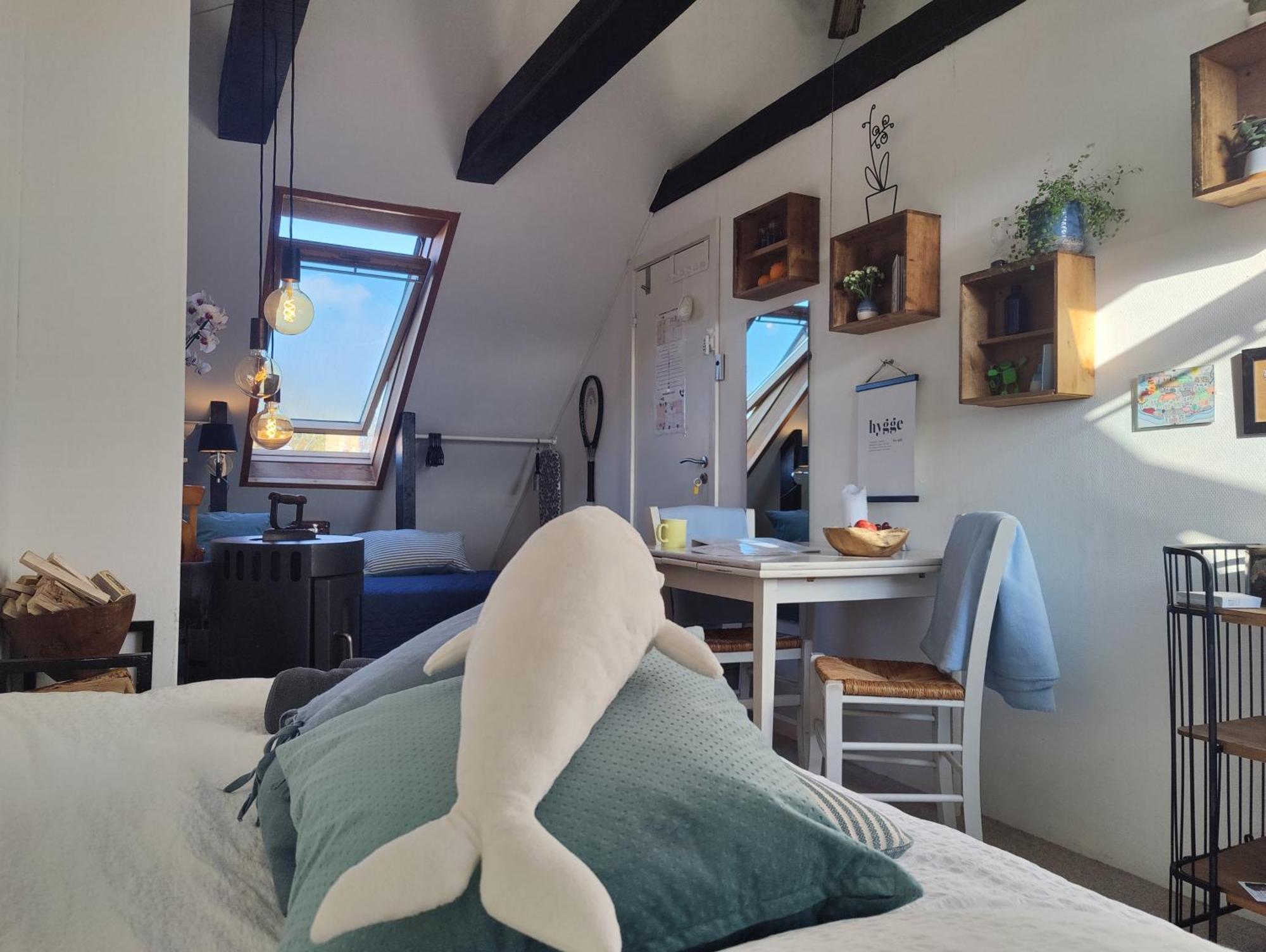 Apartament Cozy Haven - Bright Small Rooms, Easy Public Transport *