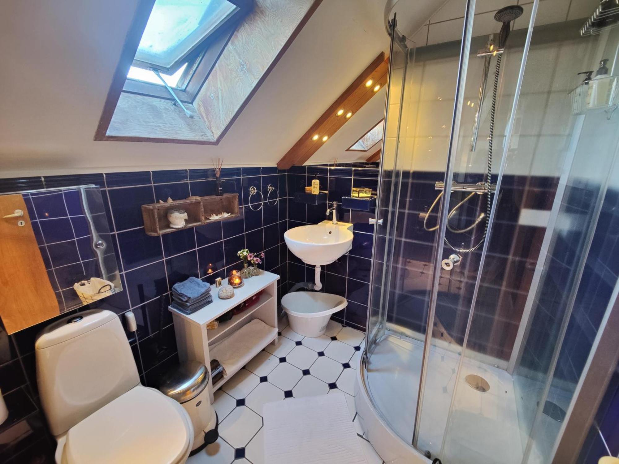 Lejlighed Cozy Haven - Bright Small Rooms, Easy Public Transport *